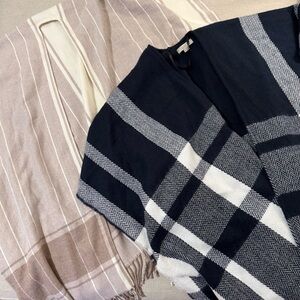 2 Ann Taylor Loft Poncho Short Sleeve Sweater Capes with Fringe Size XS/Small